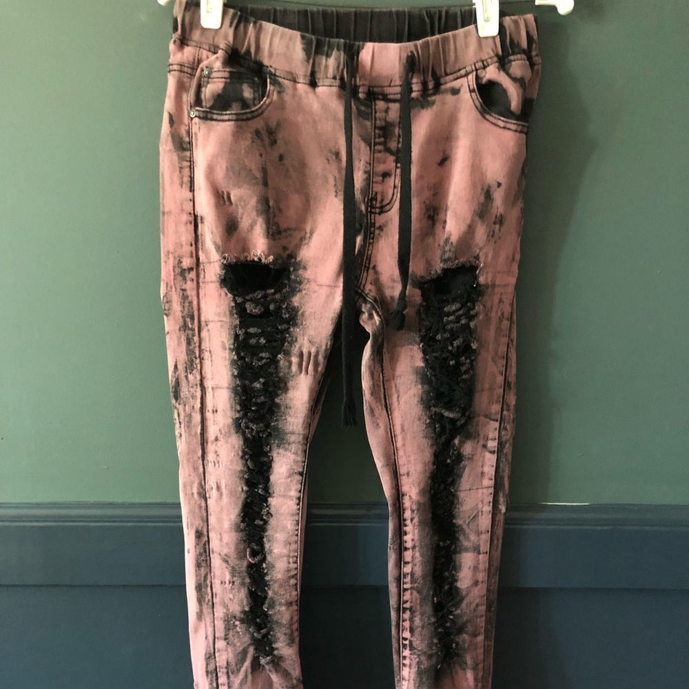 Youth size large American Bazi distressed jeggings excellent used condition